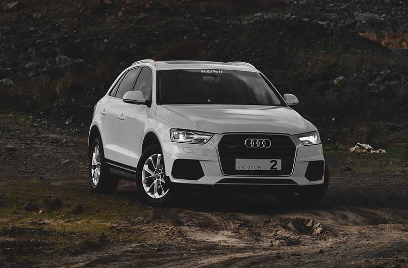 Audi Q3 - Car Tender